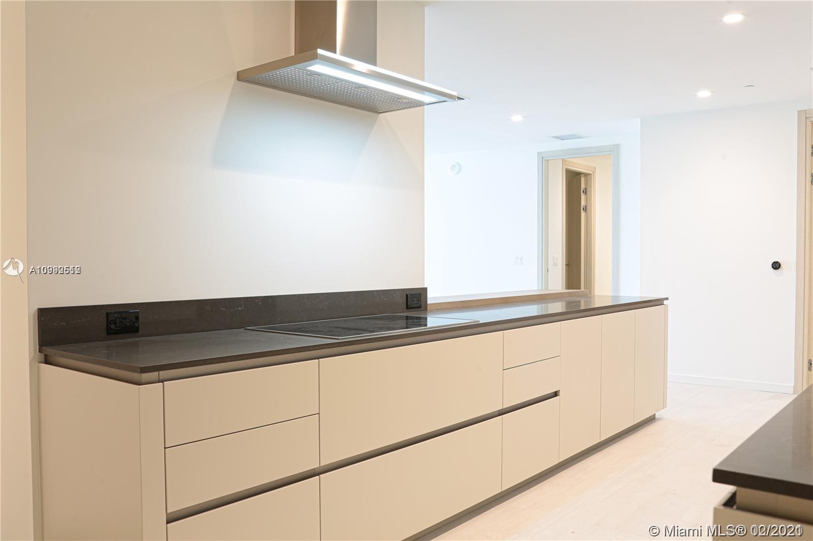 1000 Brickell Plz #PH5103 Miami, FL 33131