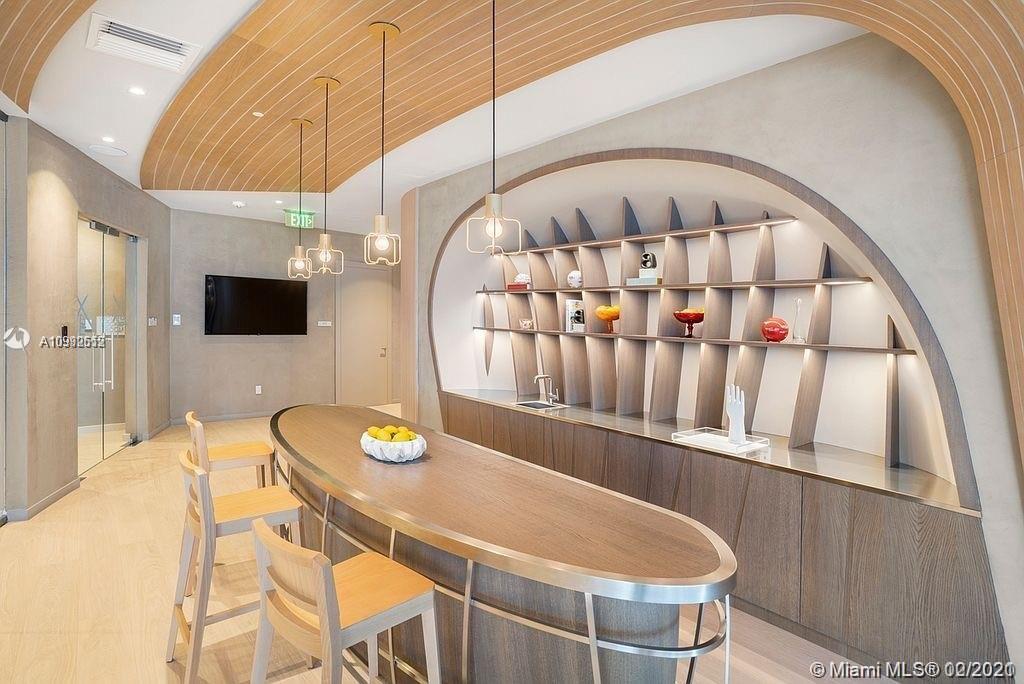 1000 Brickell Plz #PH5103 Miami, FL 33131