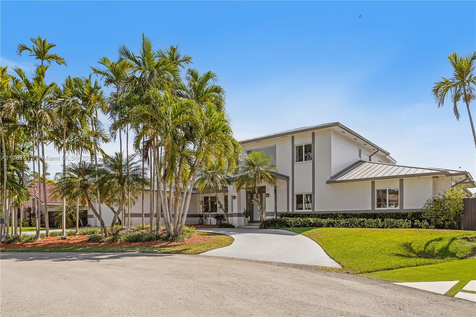 9880 SW 148th Ter Miami, FL 33176