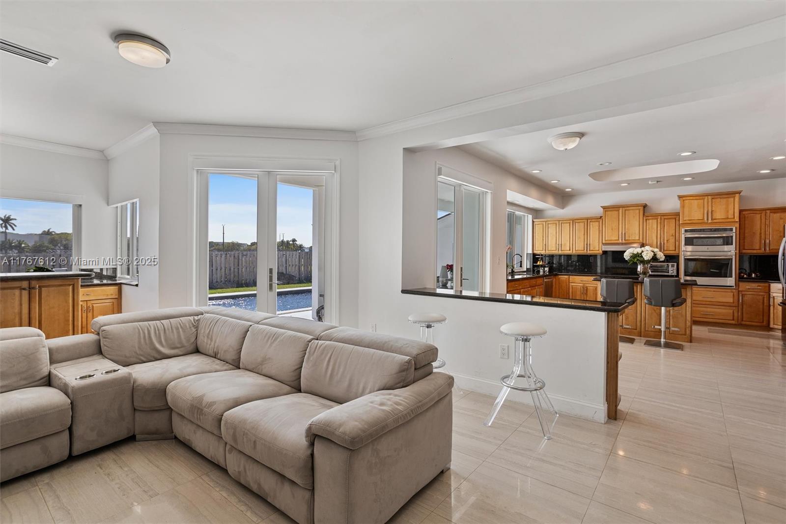 9880 SW 148th Ter Miami, FL 33176