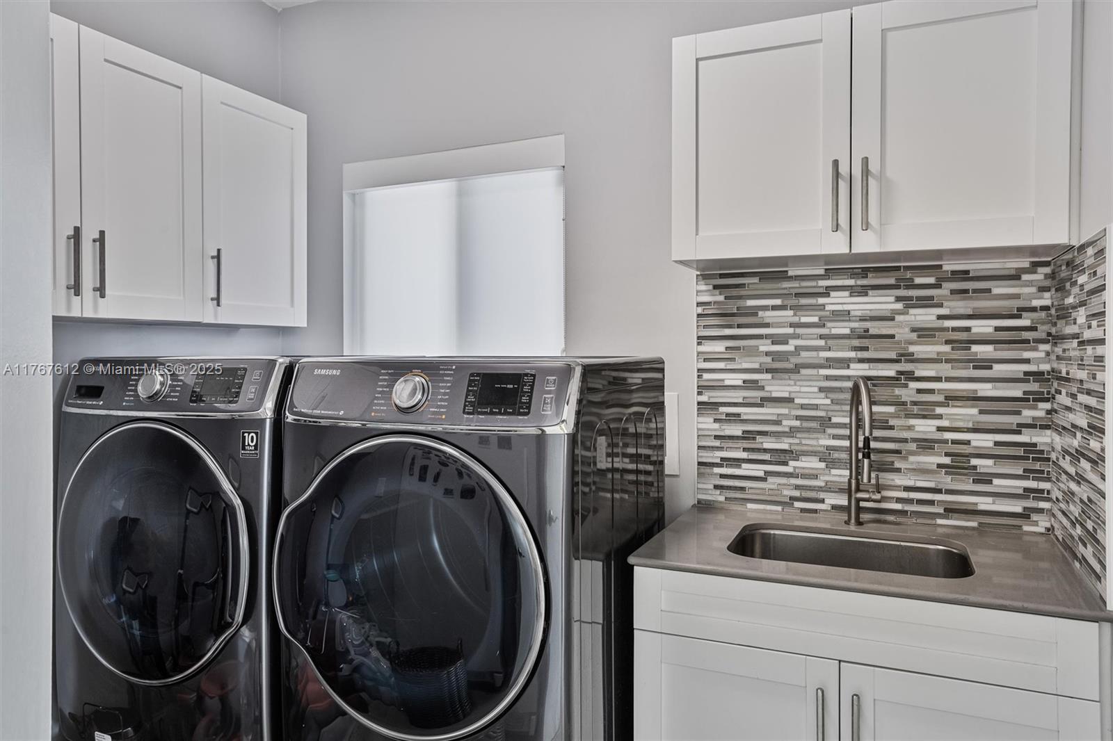 9880 SW 148th Ter Miami, FL 33176