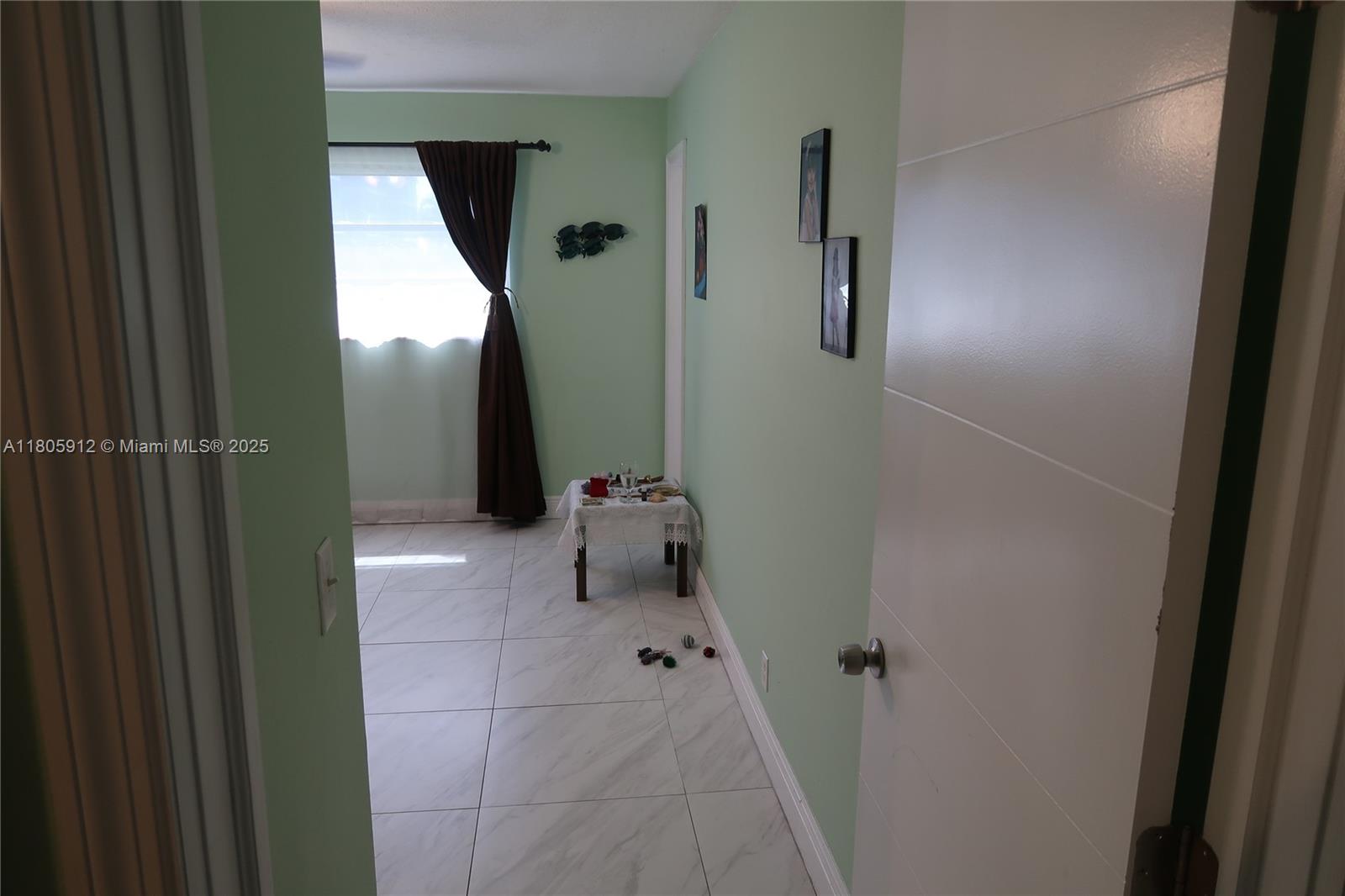 700 Layne Blvd #112,Hallandale Beach, FL 33009