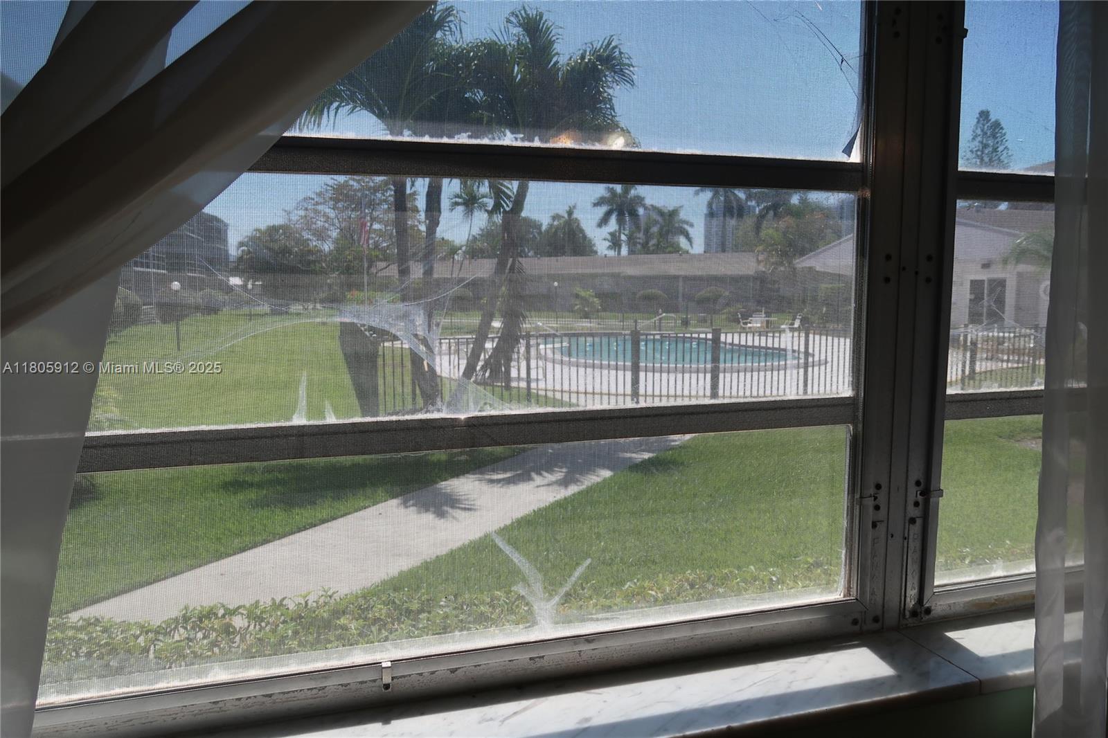 700 Layne Blvd #112,Hallandale Beach, FL 33009