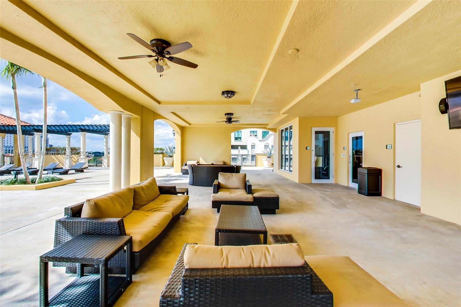 1607 Ponce De Leon Blvd #12E Coral Gables, FL 33134