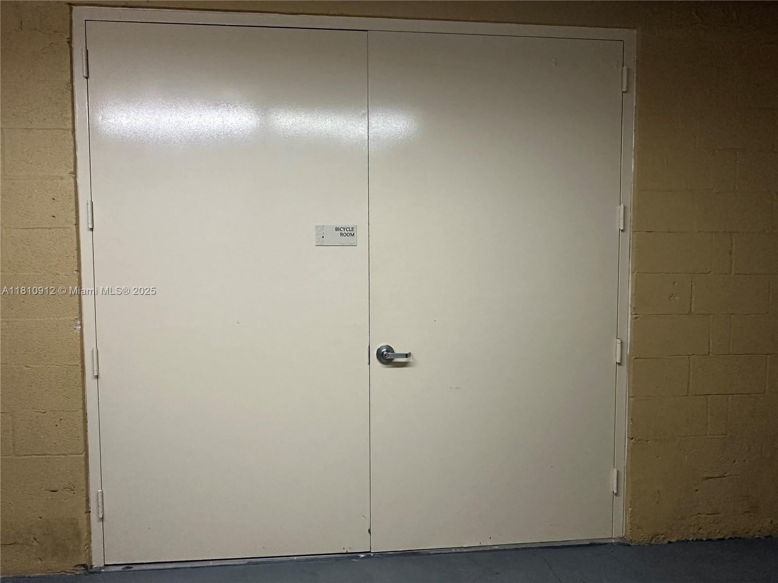 1607 Ponce De Leon Blvd #12E Coral Gables, FL 33134