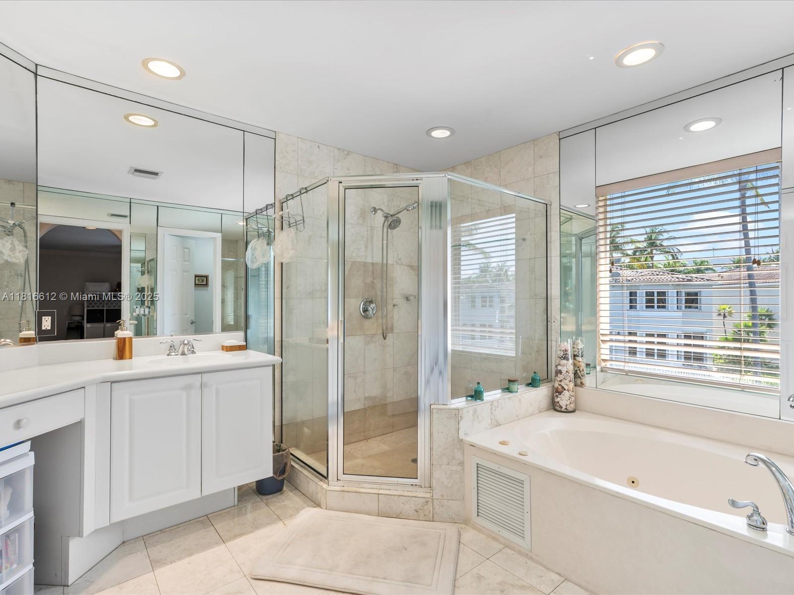 20820 NE 30th Pl Aventura, FL 33180