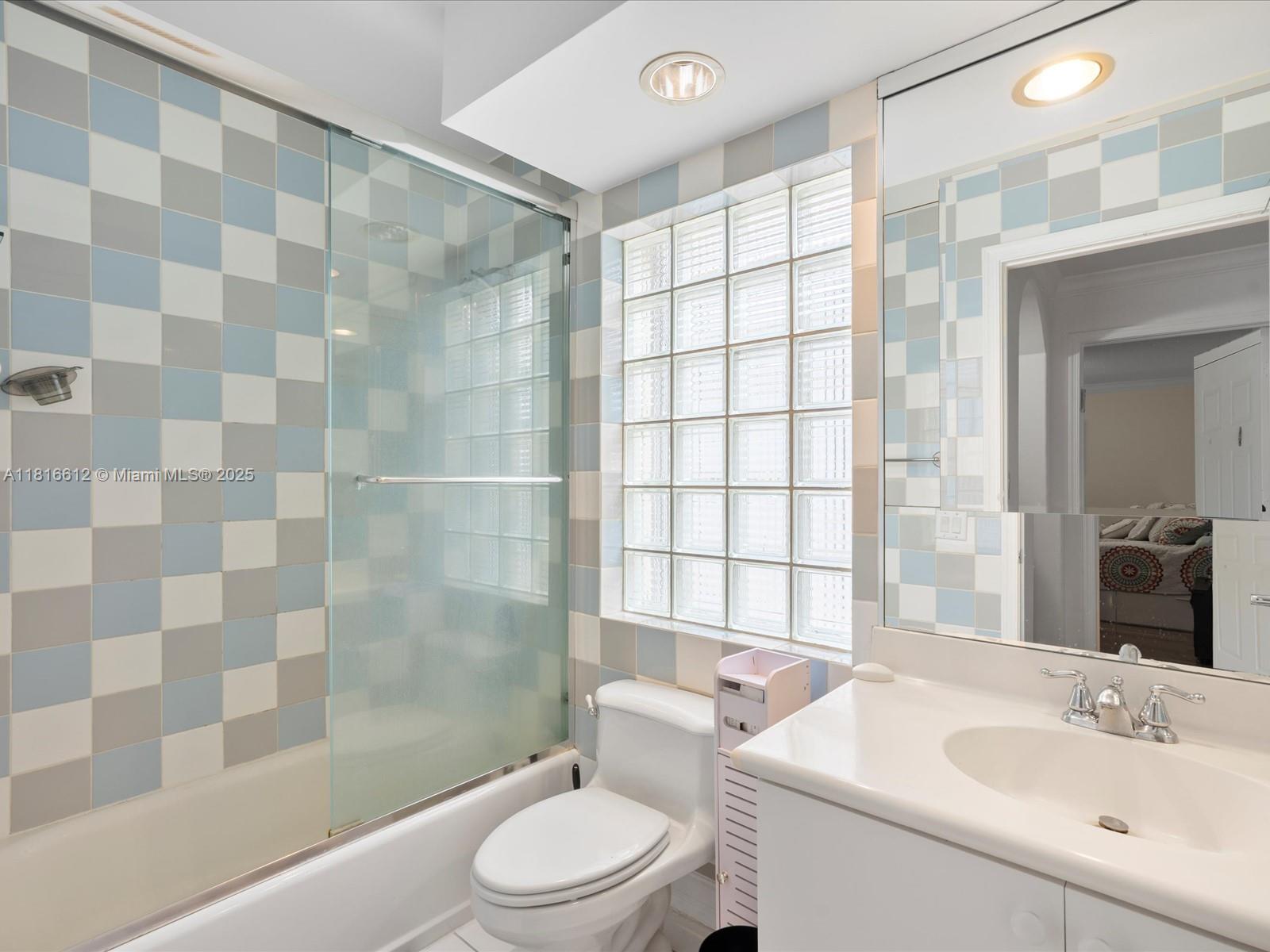 20820 NE 30th Pl Aventura, FL 33180