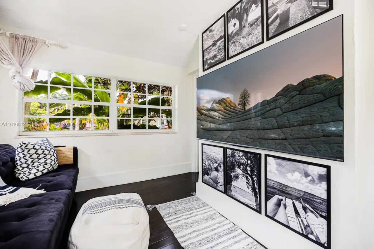 1329 Tyler St,Hollywood, FL 33019