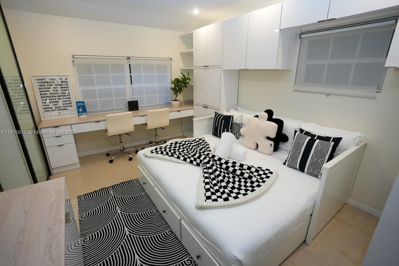 1329 Tyler St,Hollywood, FL 33019