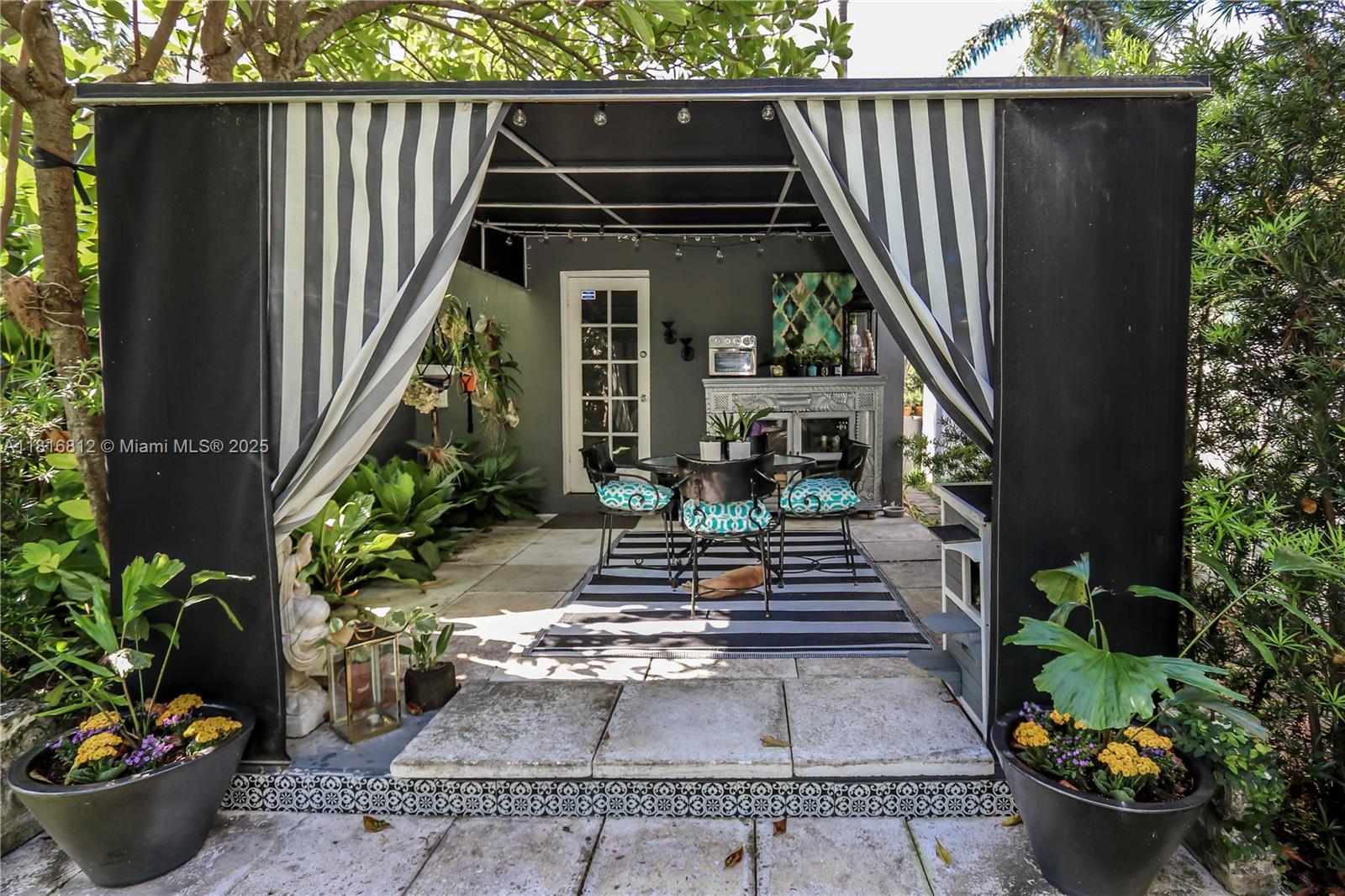 1329 Tyler St,Hollywood, FL 33019