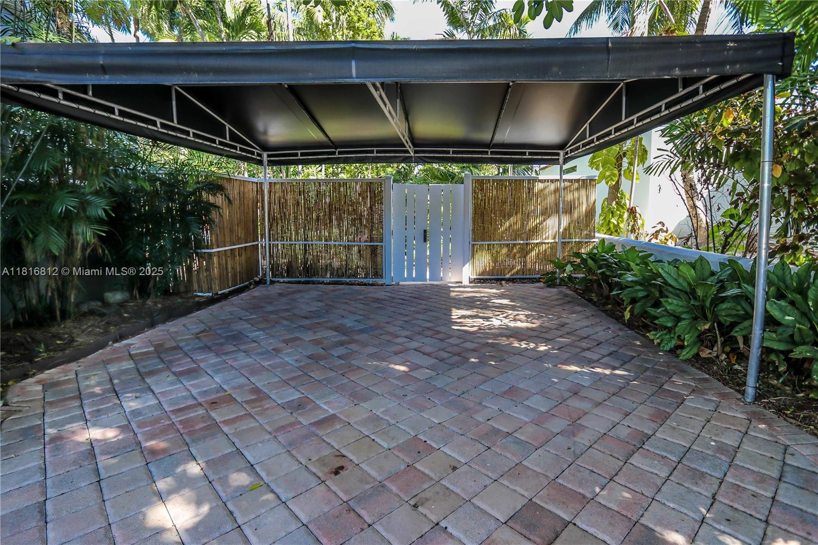 1329 Tyler St,Hollywood, FL 33019