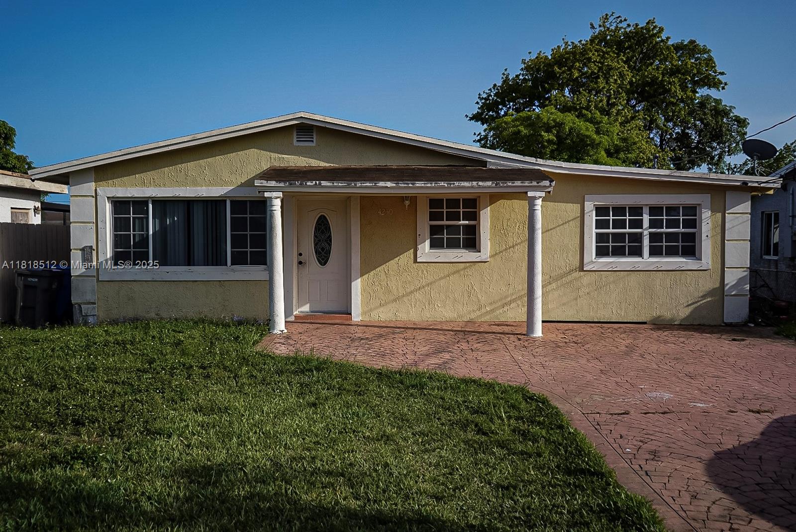 4250 SW 24th St