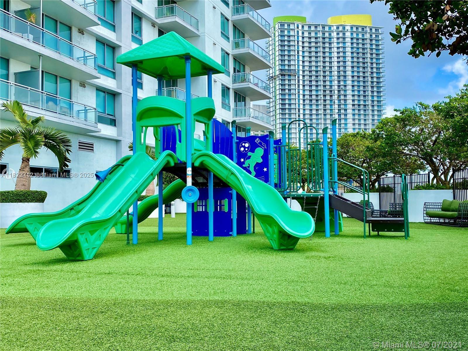 image Ivy Condo25