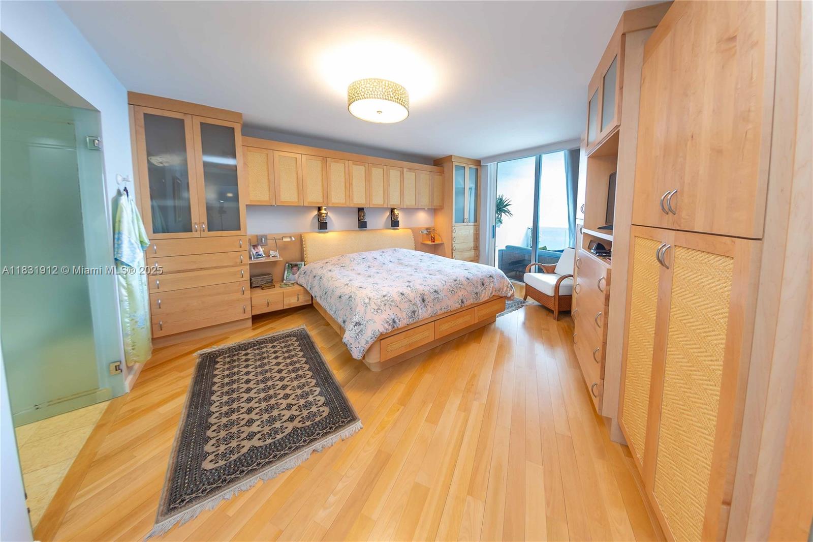 image Ocean Three Condo11