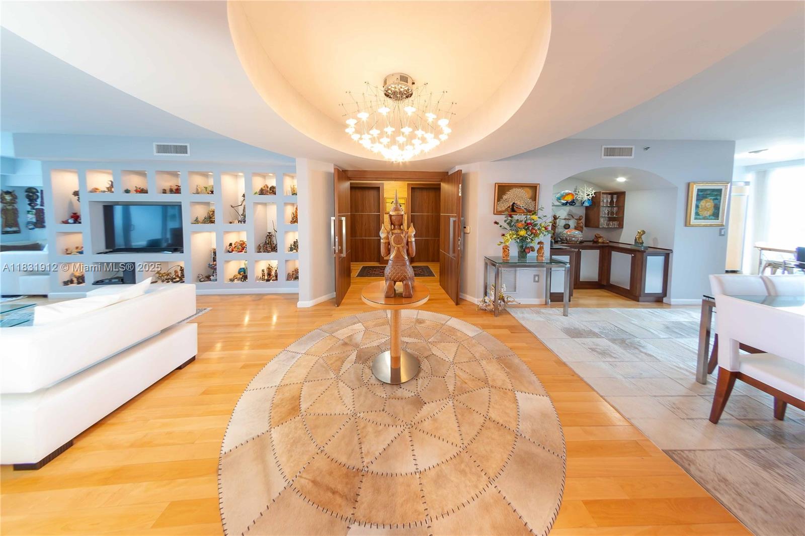 image Ocean Three Condo2