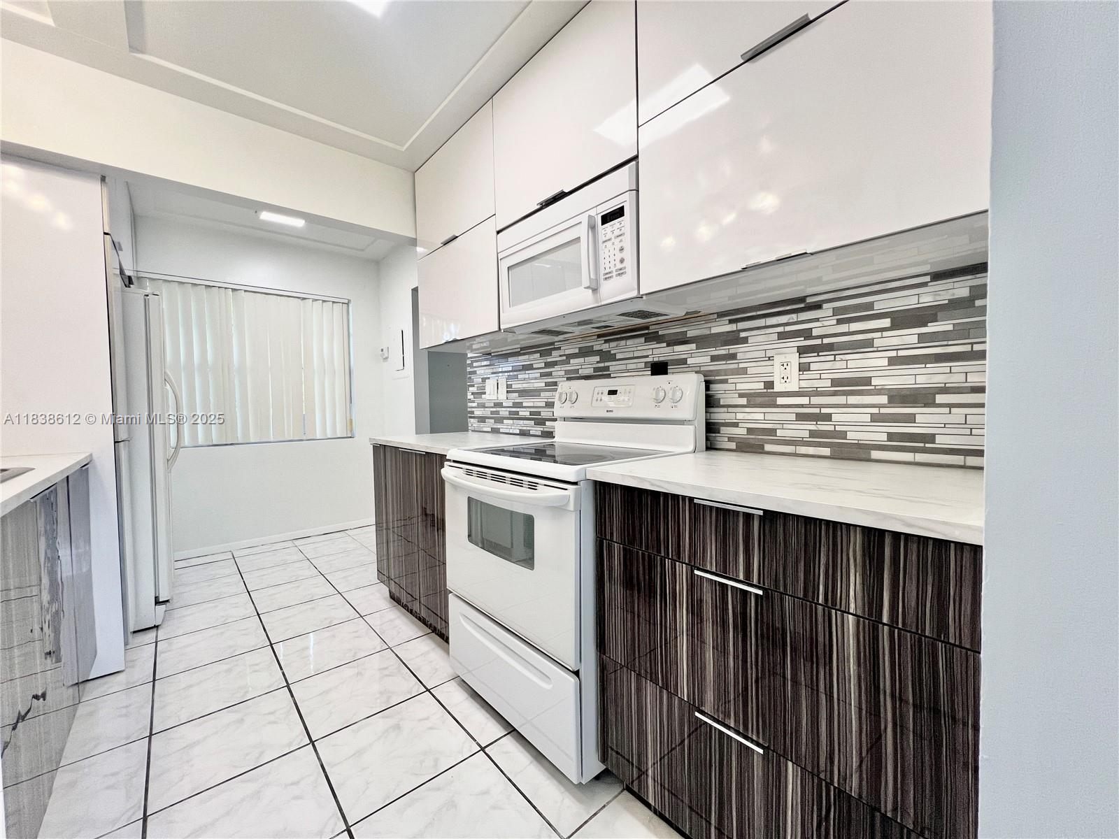 8450 Lagos De Campo Blvd #308