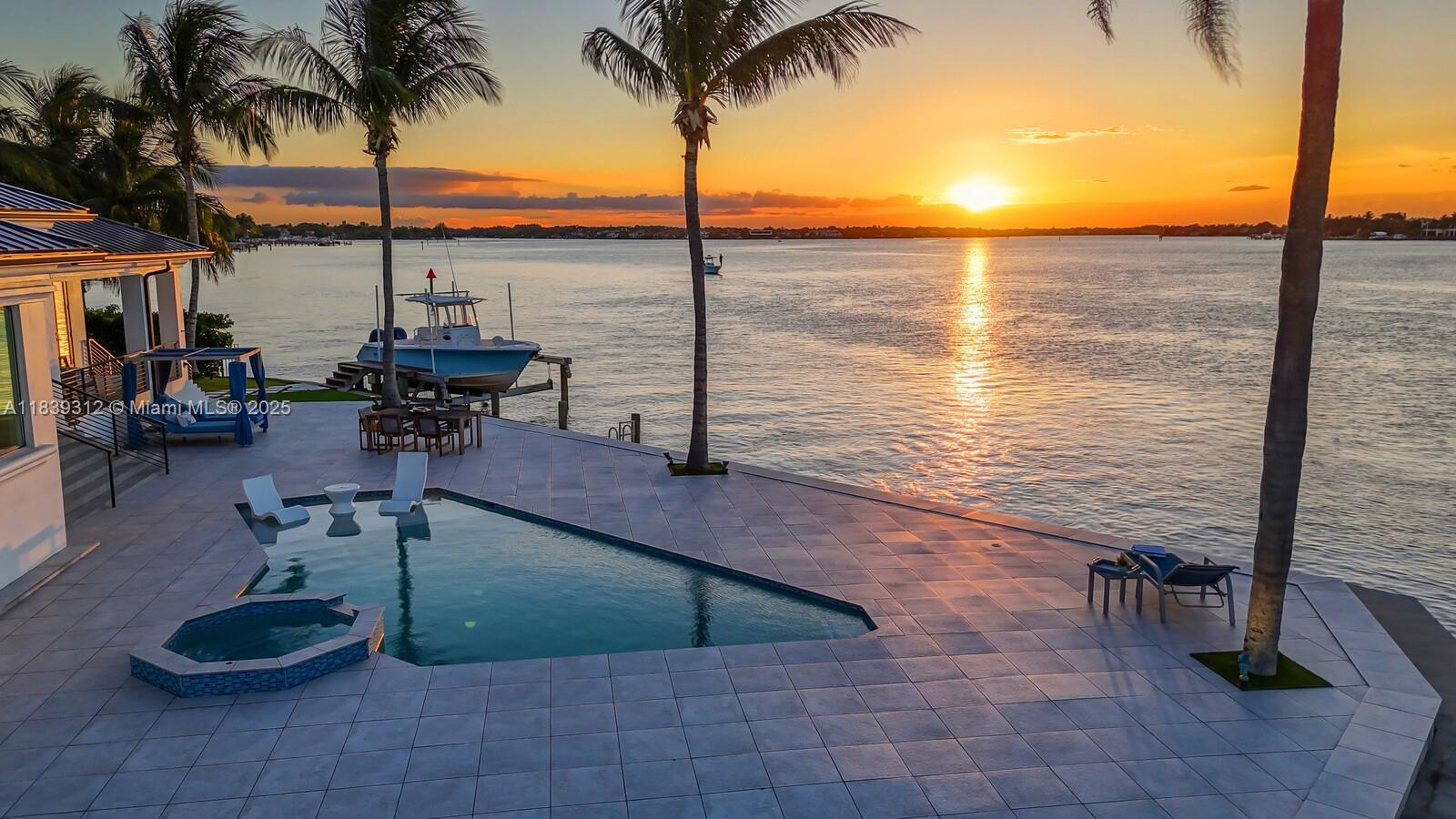 974 Marlin Dr Jupiter, FL 33458