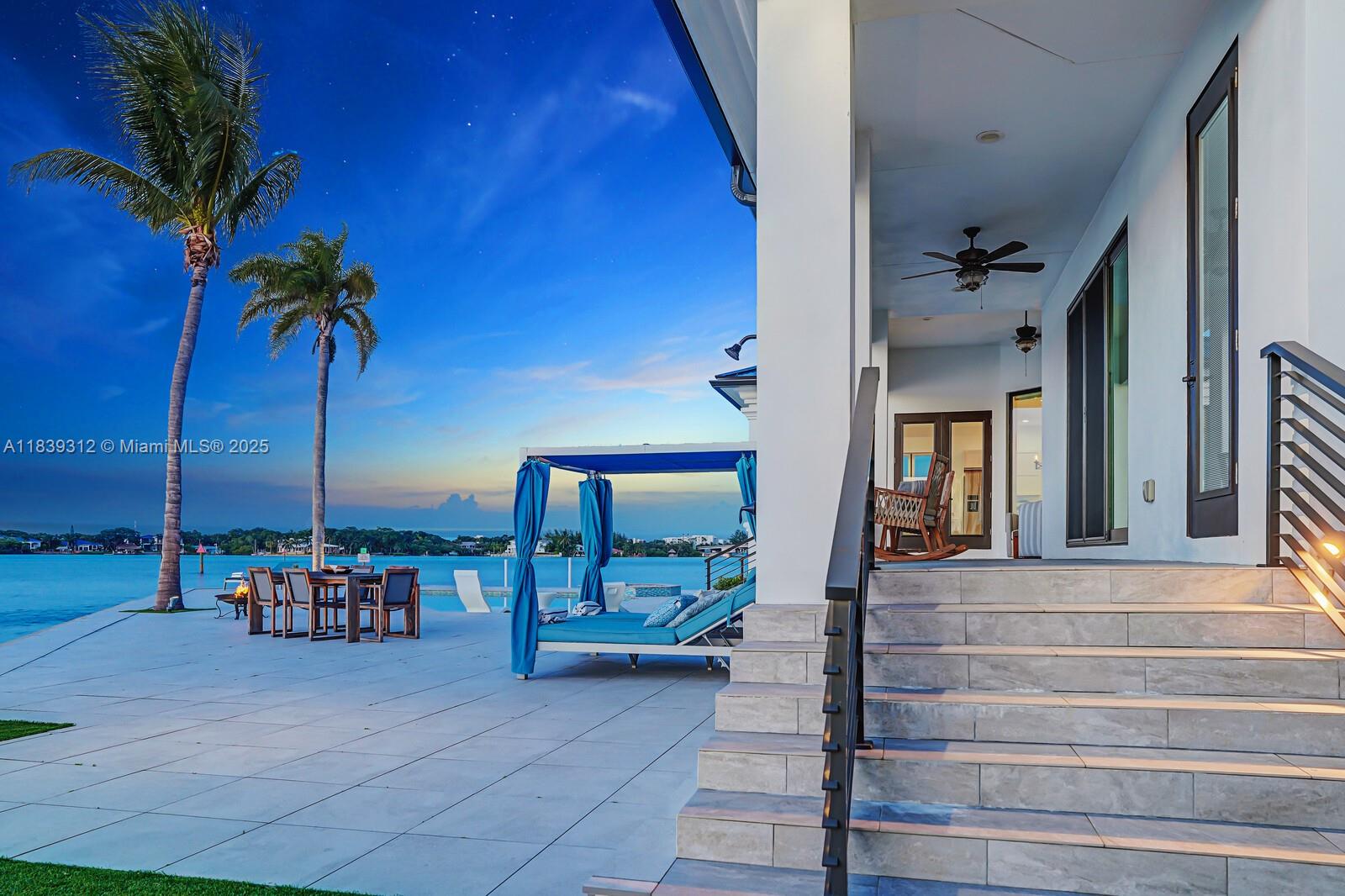 974 Marlin Dr Jupiter, FL 33458