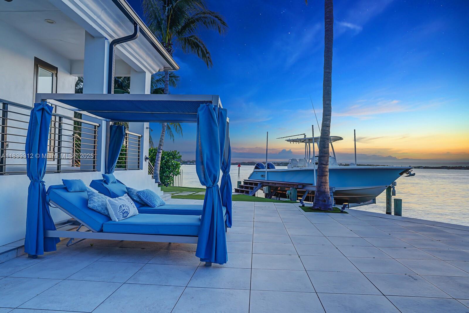 974 Marlin Dr Jupiter, FL 33458