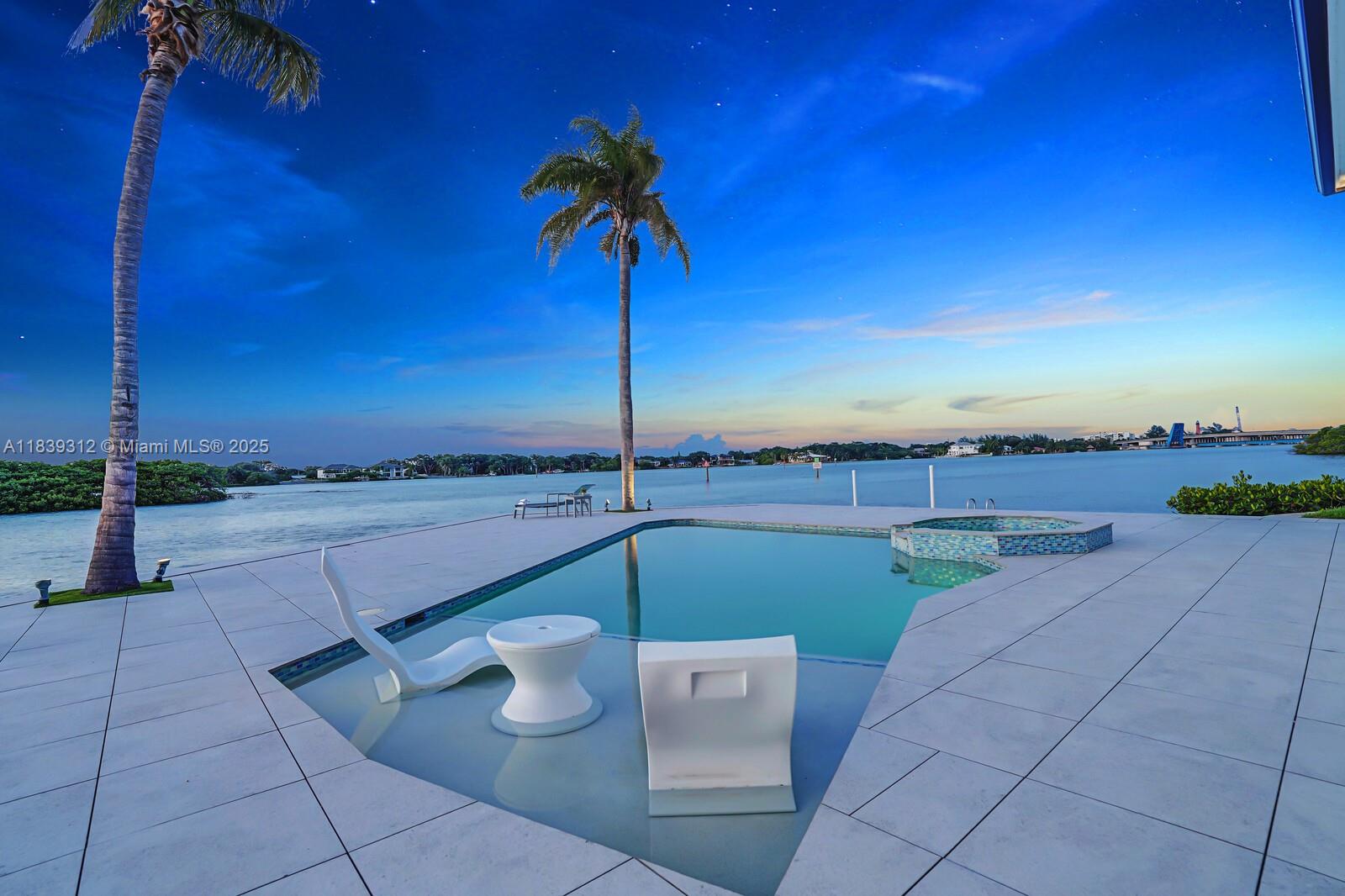 974 Marlin Dr Jupiter, FL 33458