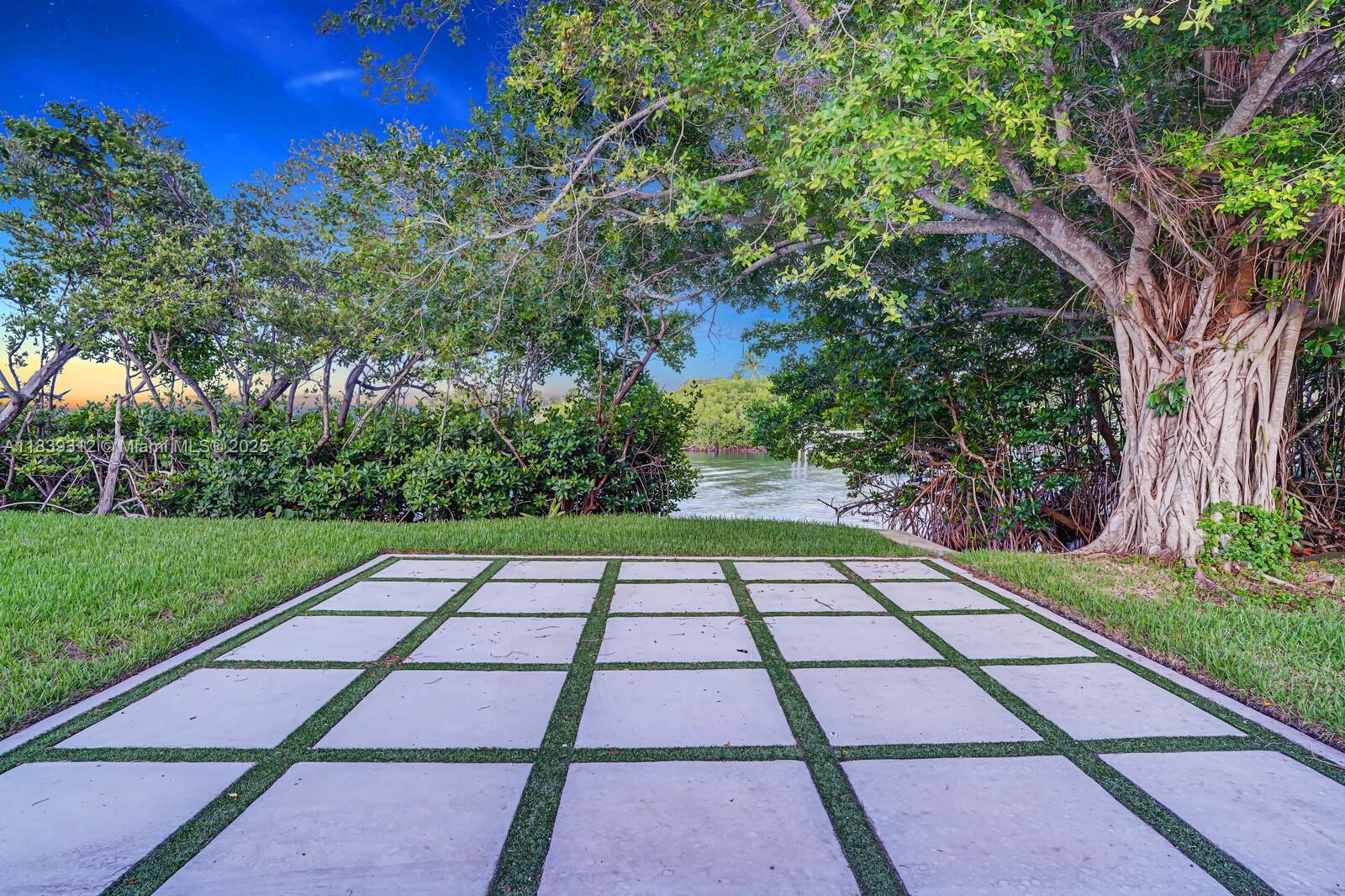 974 Marlin Dr Jupiter, FL 33458