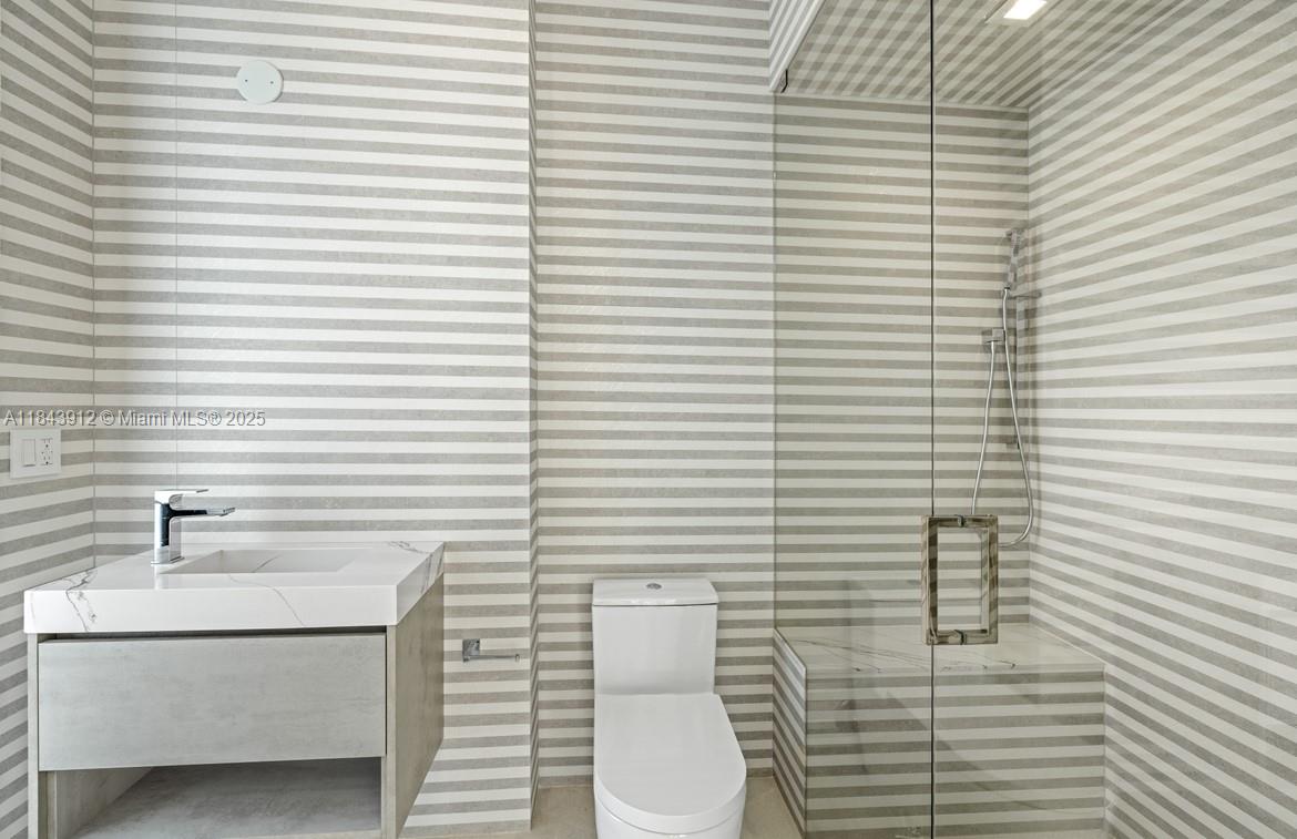 2050 S Hibiscus Dr North Miami, FL 33181