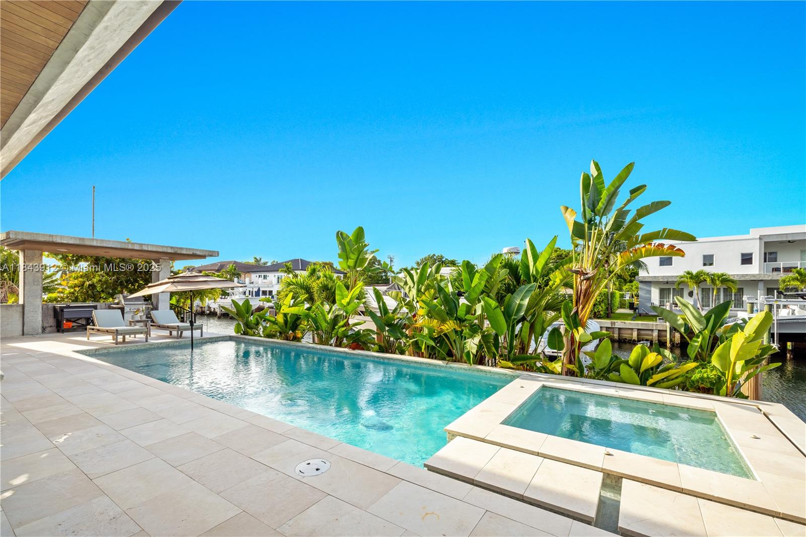 2050 S Hibiscus Dr North Miami, FL 33181