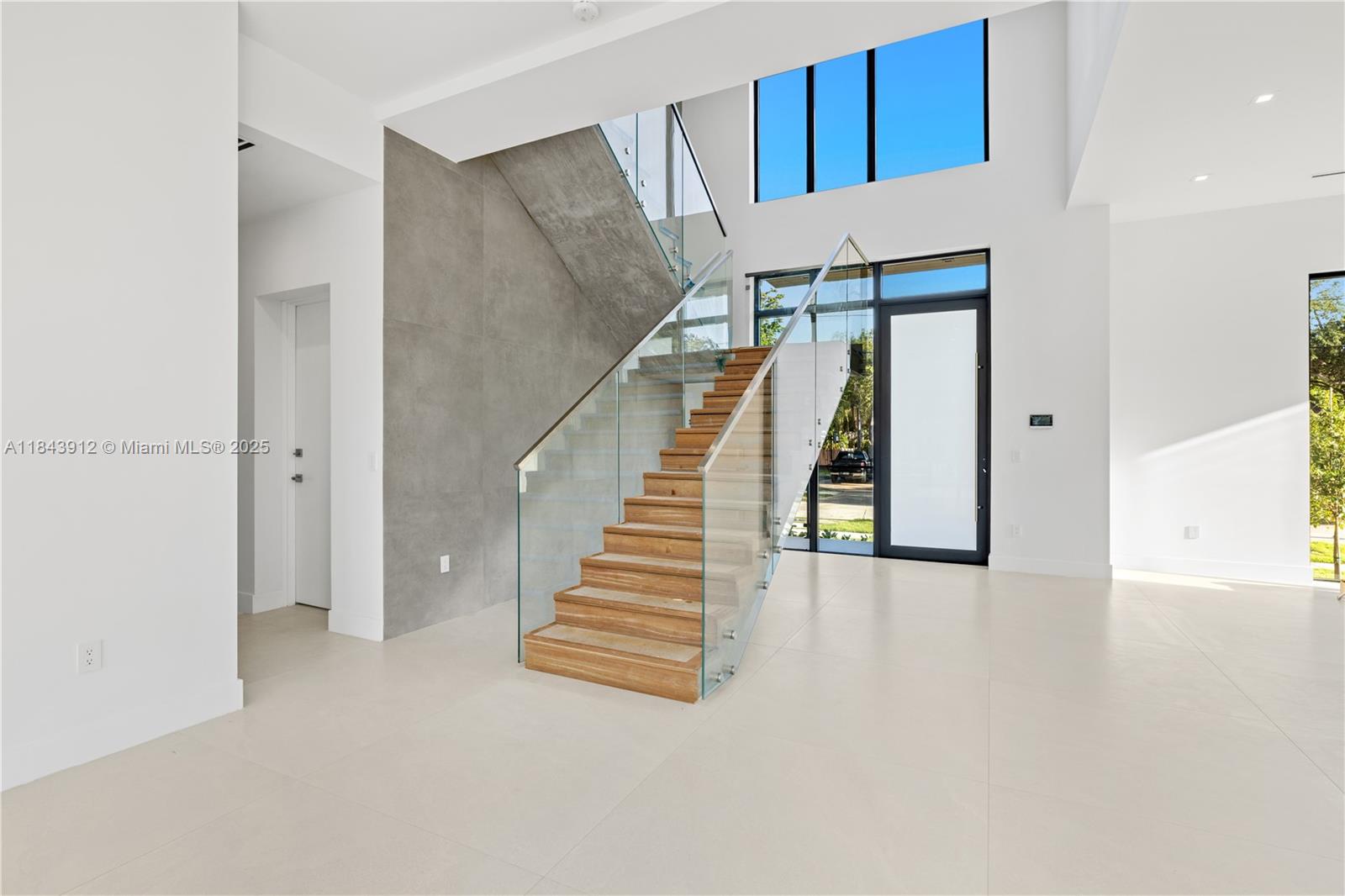 2050 S Hibiscus Dr North Miami, FL 33181