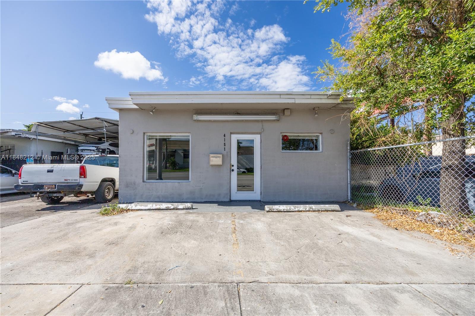 4151 W Hallandale Bch Blvd