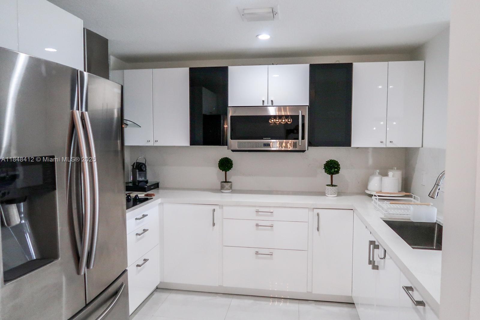 6630 NW 114th Ave #1534 Doral, FL 33178