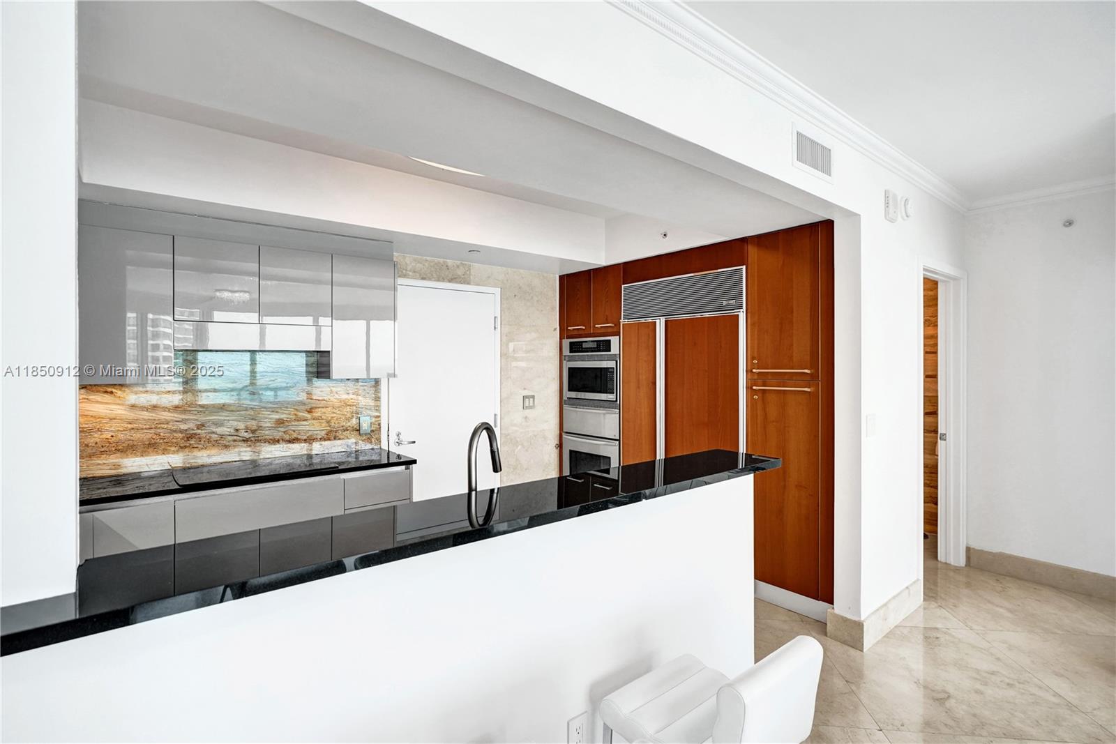 3101 S Ocean Dr #3506 Hollywood, FL 33019