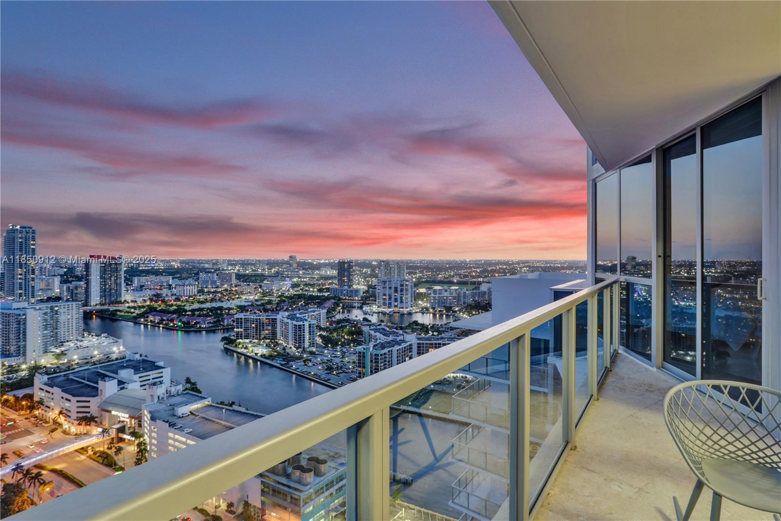 3101 S Ocean Dr #3506 Hollywood, FL 33019