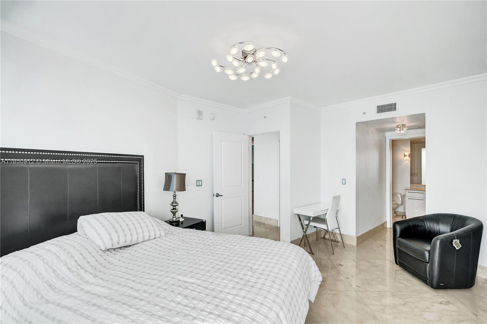 3101 S Ocean Dr #3506 Hollywood, FL 33019