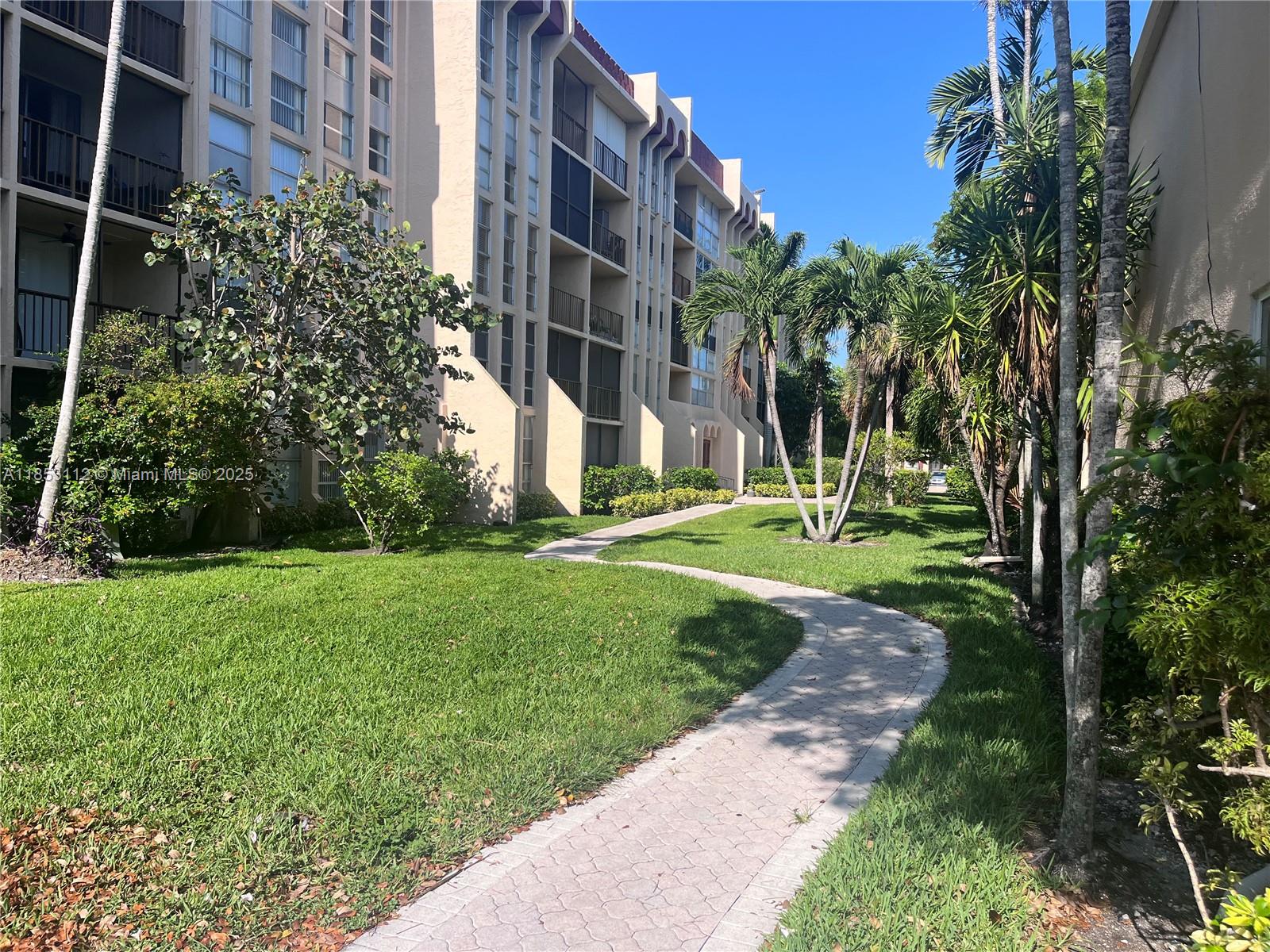 2101 Atlantic Shores Blvd #309 Hallandale Beach, FL 33009