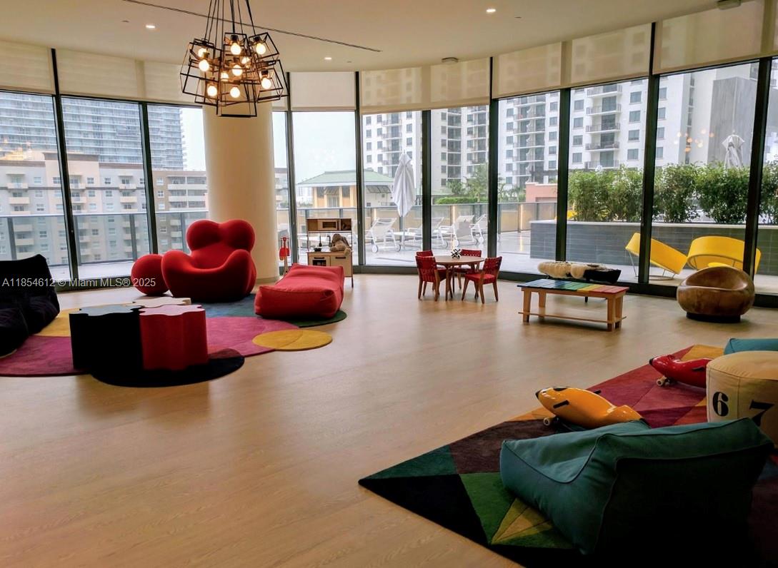 image BRICKELL HEIGHTS EAST CON14