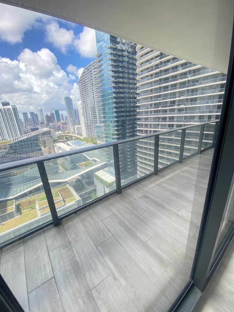 image BRICKELL HEIGHTS EAST CON19