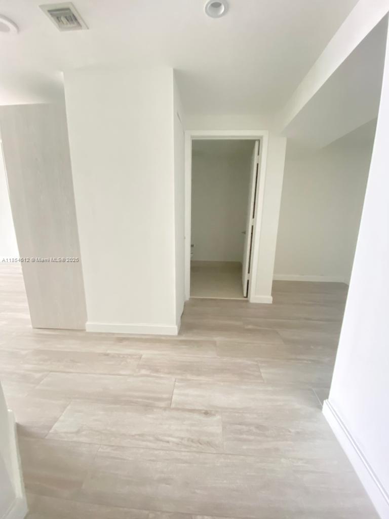 image BRICKELL HEIGHTS EAST CON20