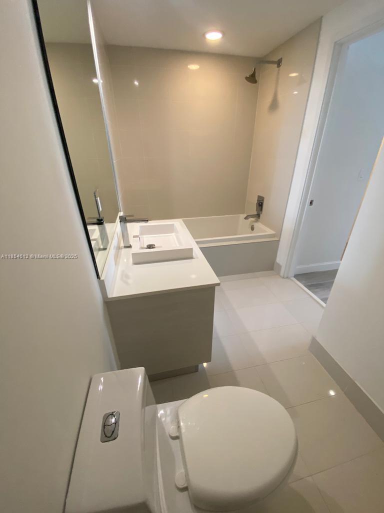 image BRICKELL HEIGHTS EAST CON30