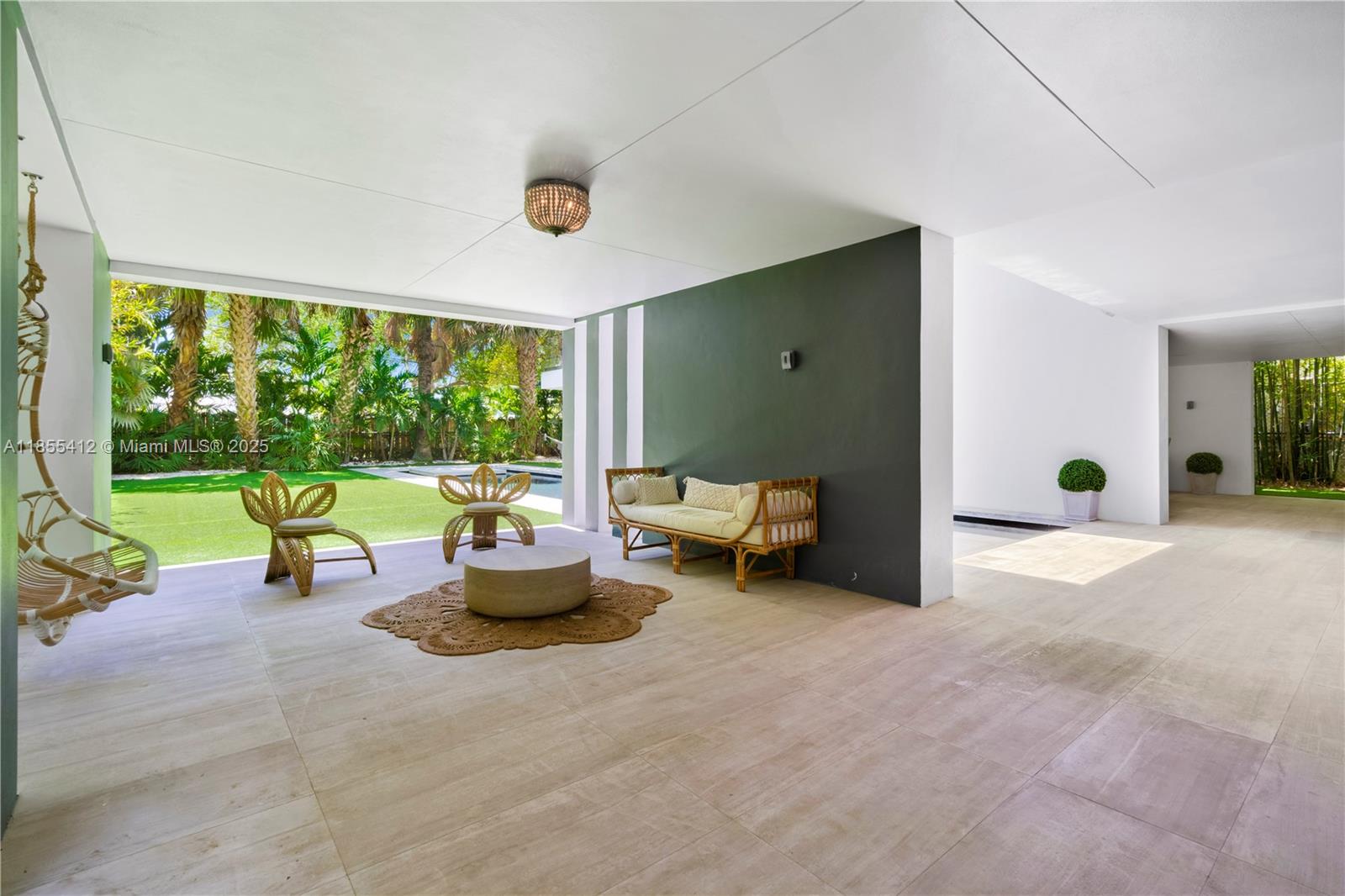 545 Sabal Palm Key Biscayne, FL 33149 545 Sabal Palm Key Biscayne, FL 33149