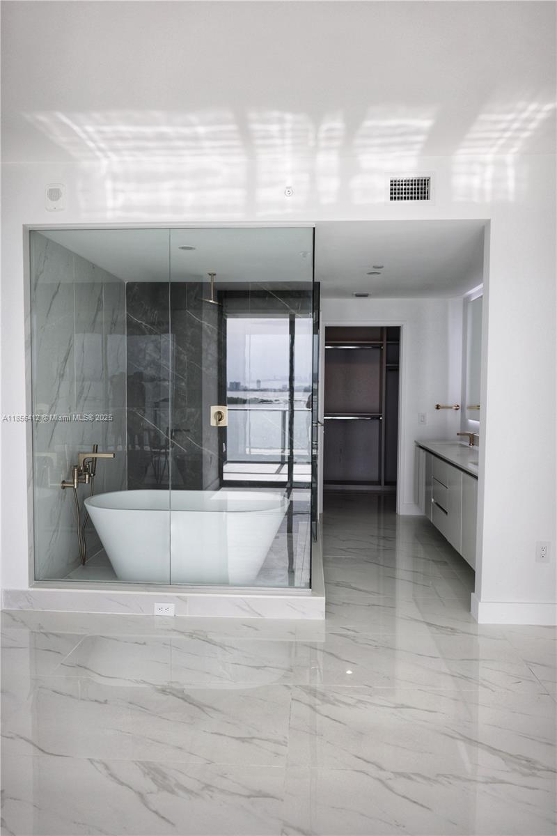 image Aria Reserve Miami5