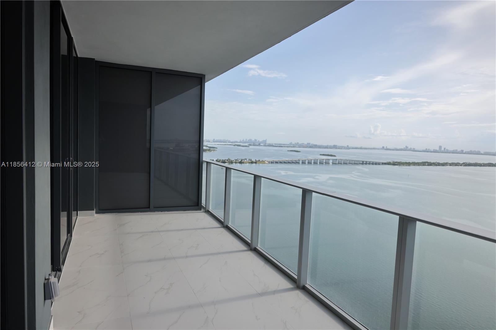 image Aria Reserve Miami7
