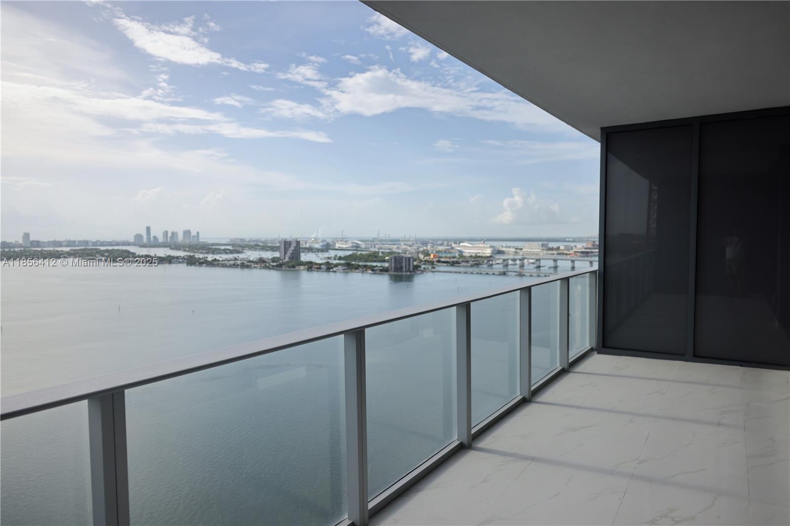 image Aria Reserve Miami8