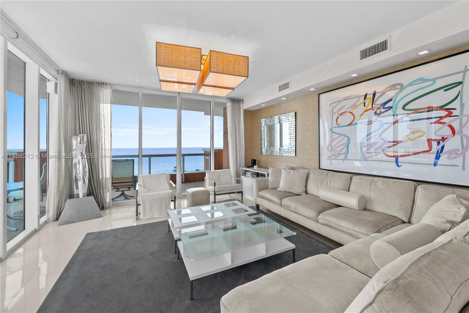 image Acqualina Ocean Residence15
