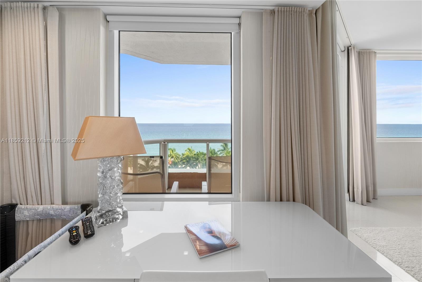 image Acqualina Ocean Residence2