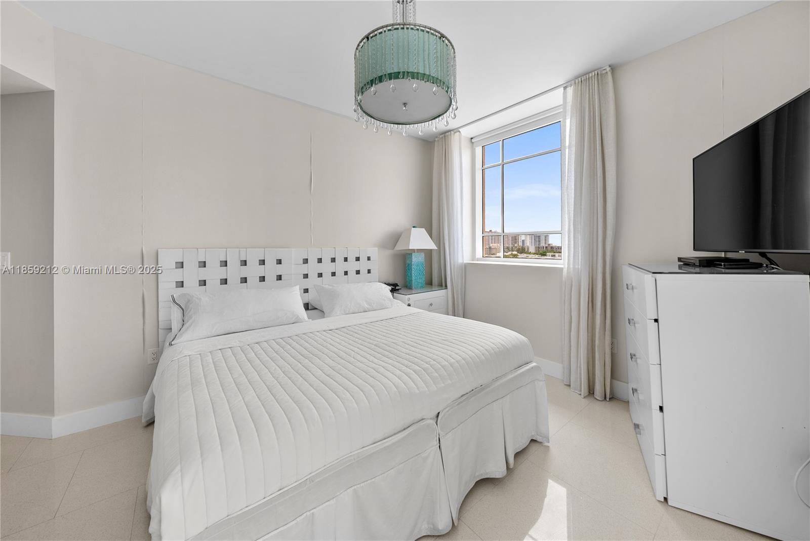 image Acqualina Ocean Residence31