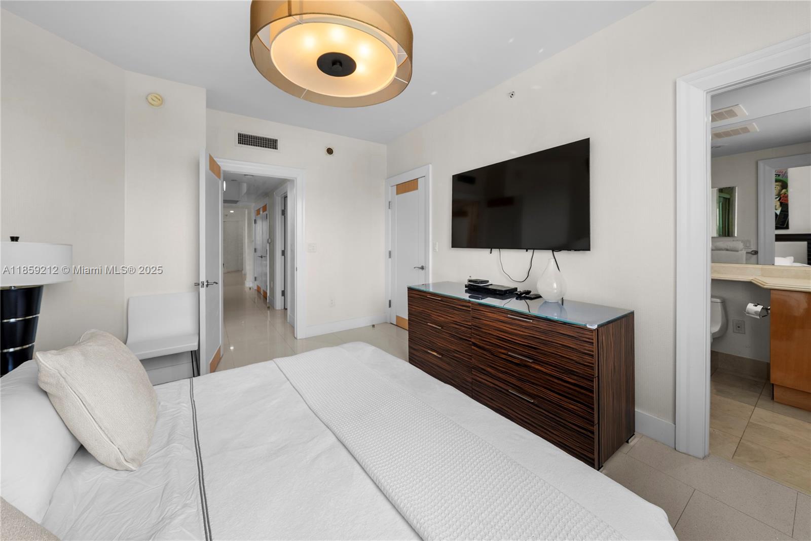 image Acqualina Ocean Residence37