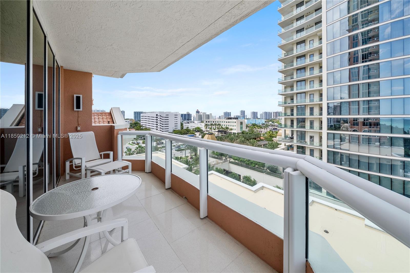 image Acqualina Ocean Residence42