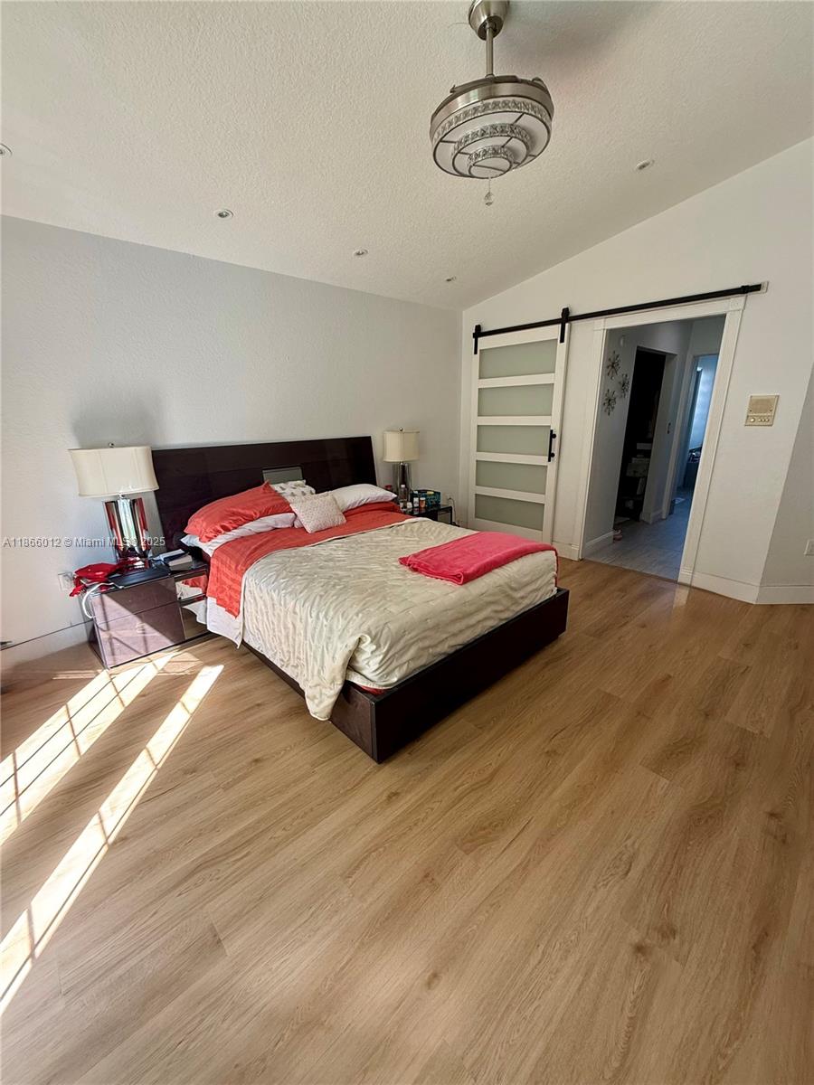 1170 E Wilshire Cir E Pembroke Pines, FL 33027