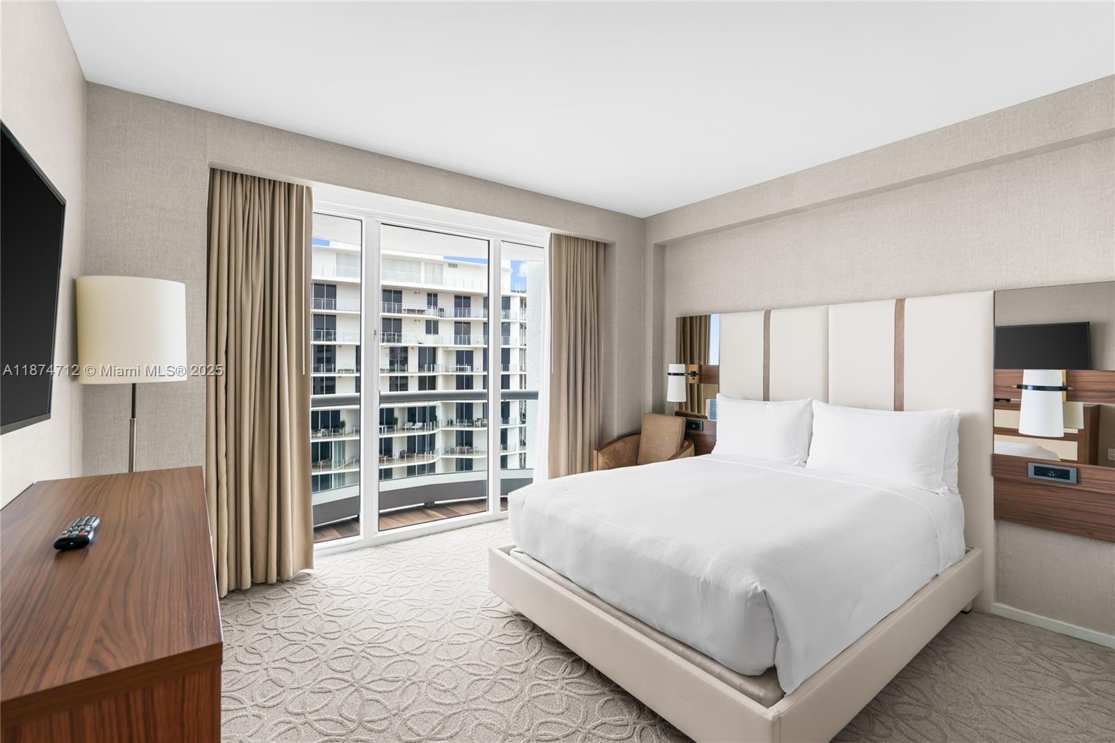 551 N Fort Lauderdale Bch Blvd #R2212 Fort Lauderdale, FL 33304