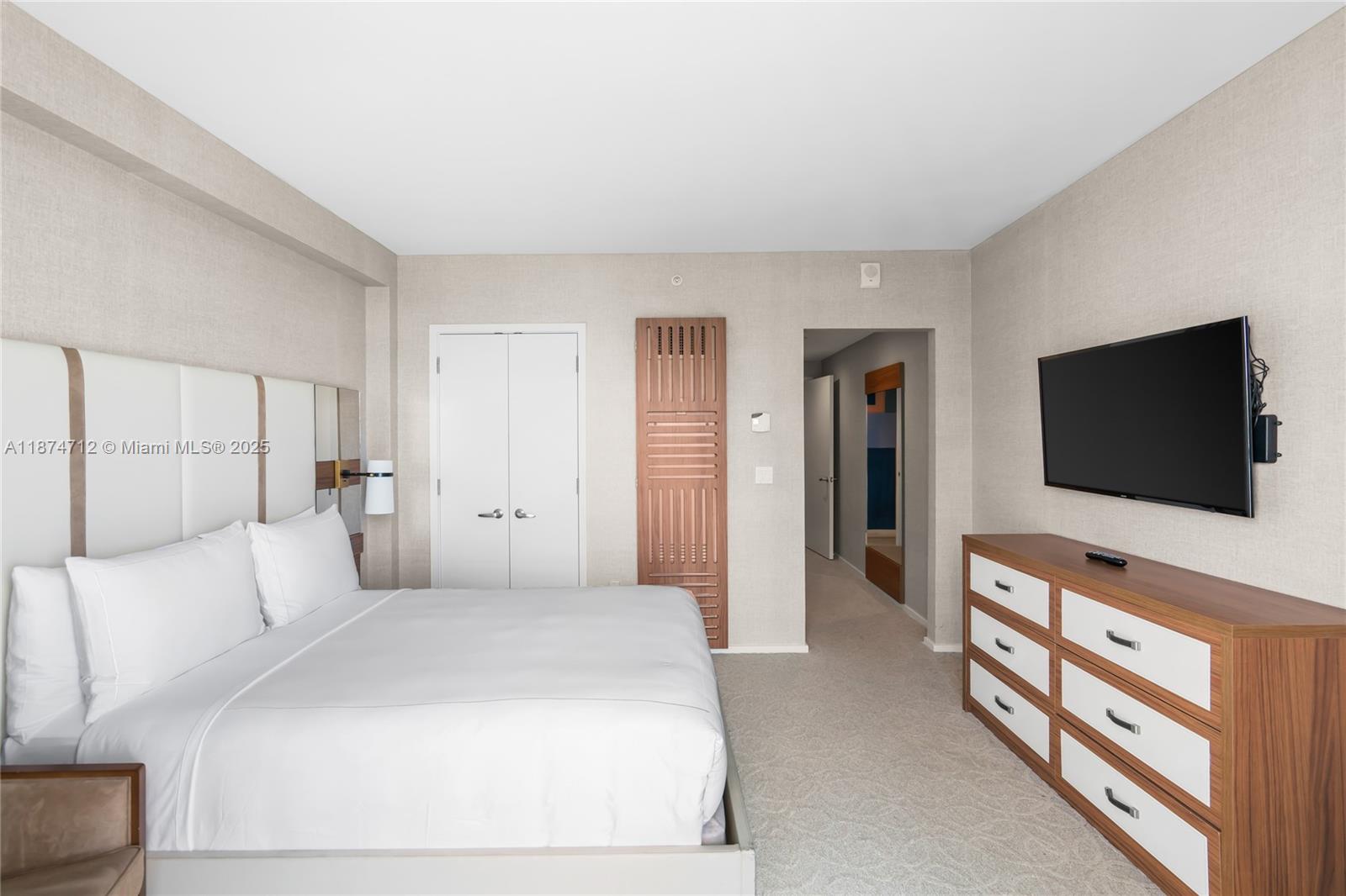 551 N Fort Lauderdale Bch Blvd #R2212 Fort Lauderdale, FL 33304